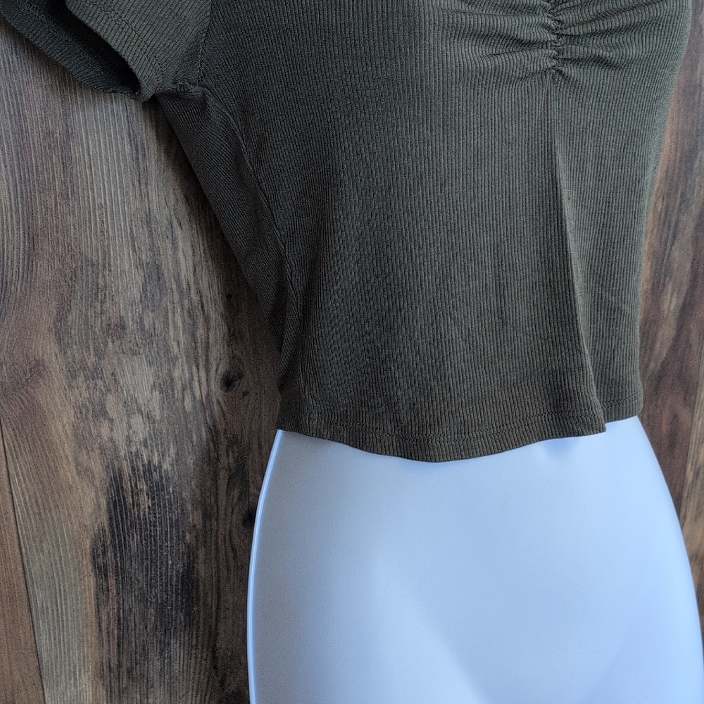 Bozzolo Dark Olive Ruched Ribbed Fitted Crop Top L R188 - Picture 3 of 5